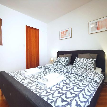 One Bedroom Apartment In The Old Town Split Exterior photo