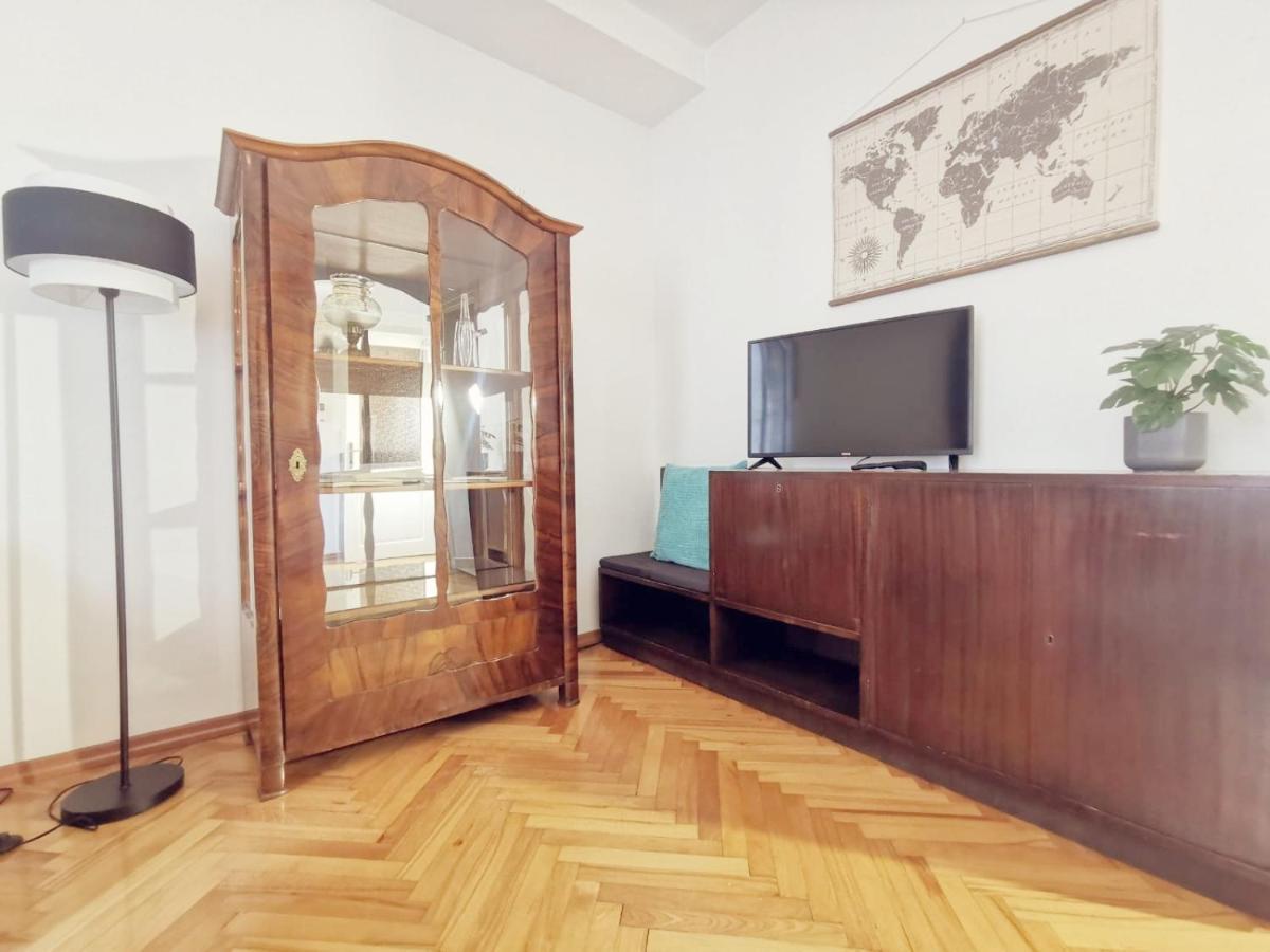 One Bedroom Apartment In The Old Town Split Exterior photo